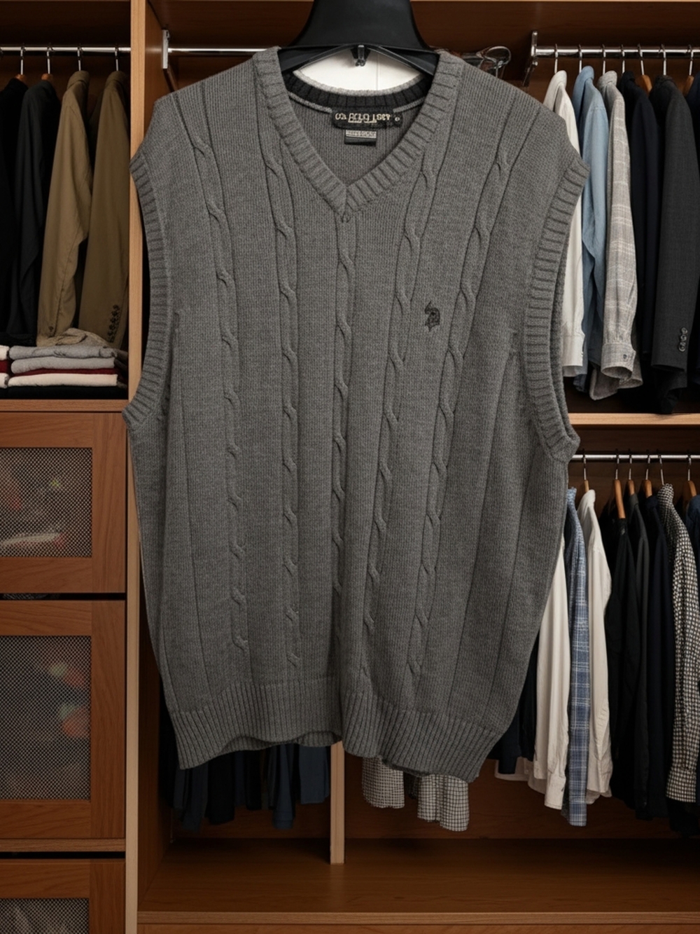 U S Polo ASSN by Ralph Lauren Gray Cable Knit V‑Neck Sweater Vest Size XL